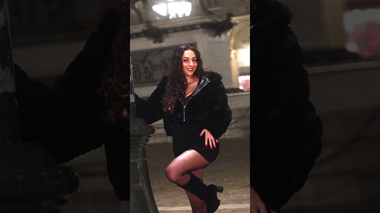 Giada - Piazza San Carlo - Lada del rey