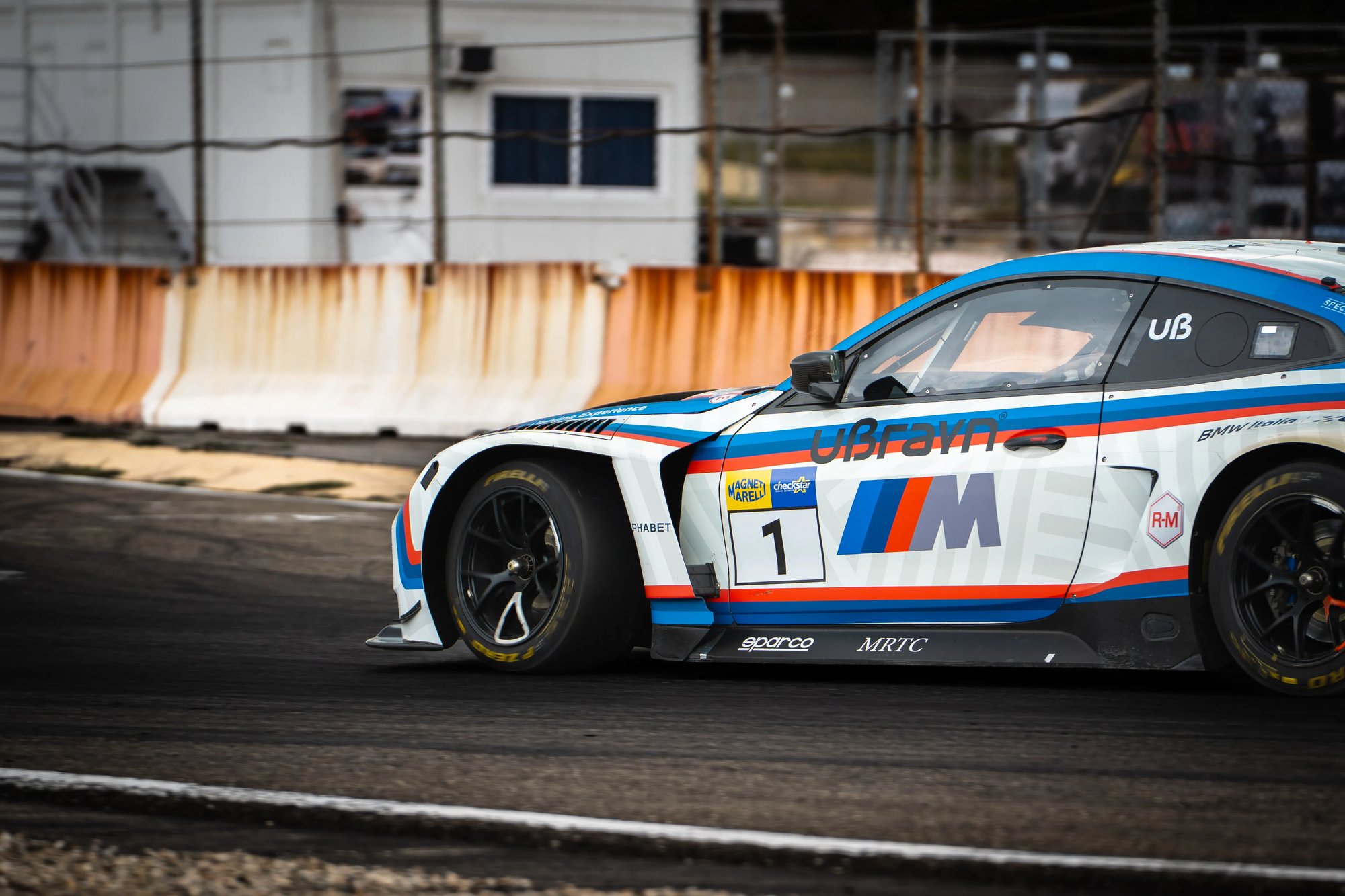 BMW GT3  - Farfus - 25