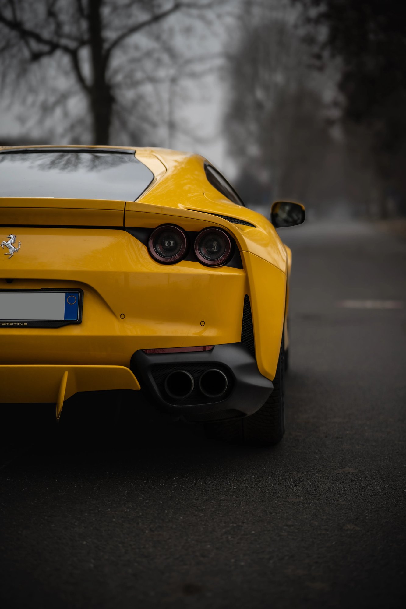 Ferrari 812 Superfast - 5