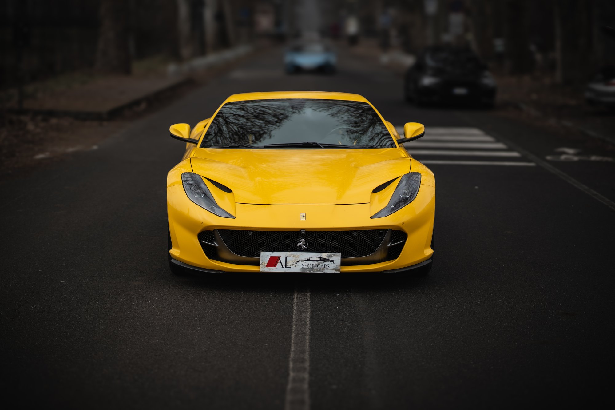 Ferrari 812 Superfast - 6
