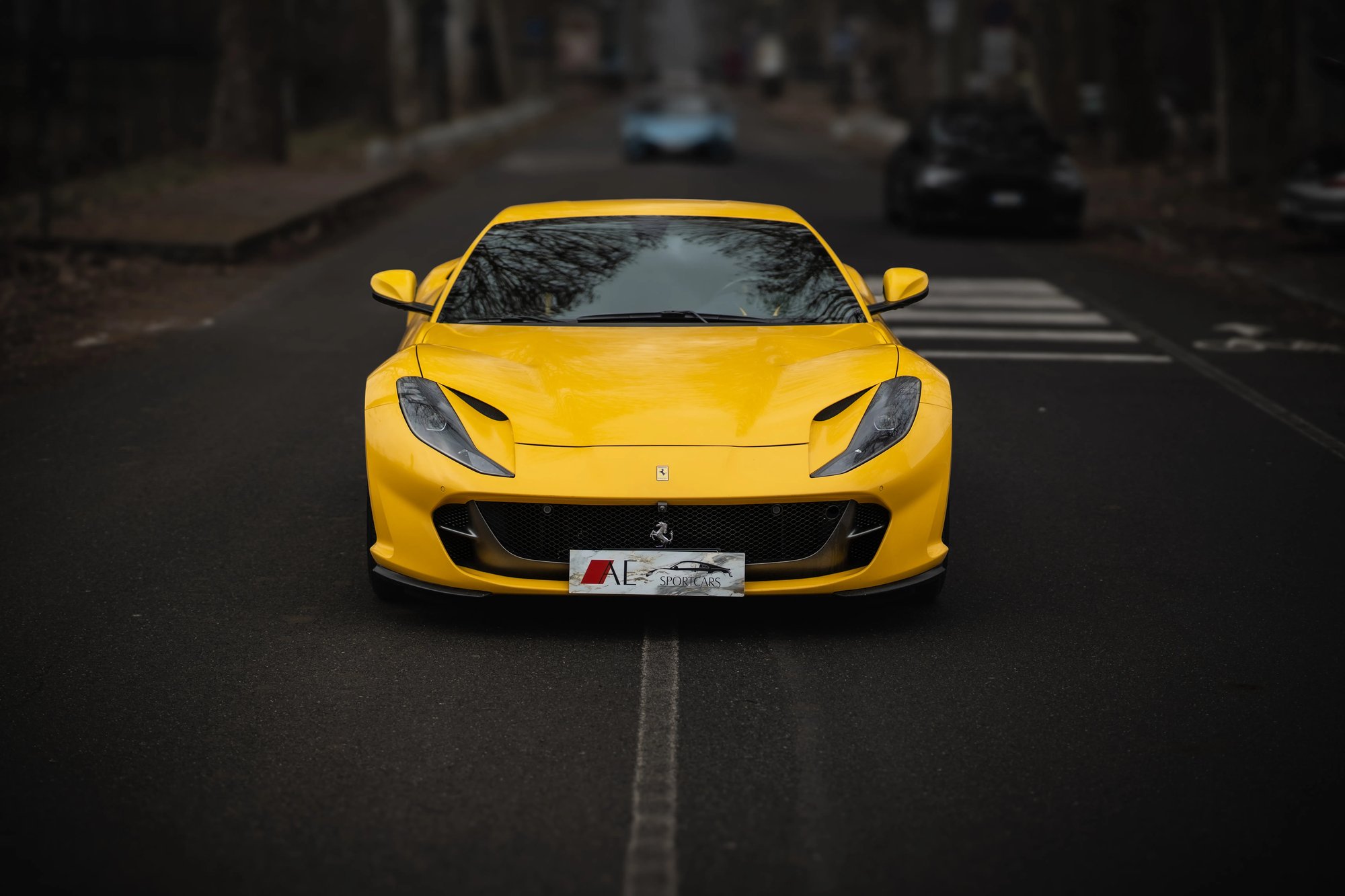 Ferrari 812 Superfast - 7