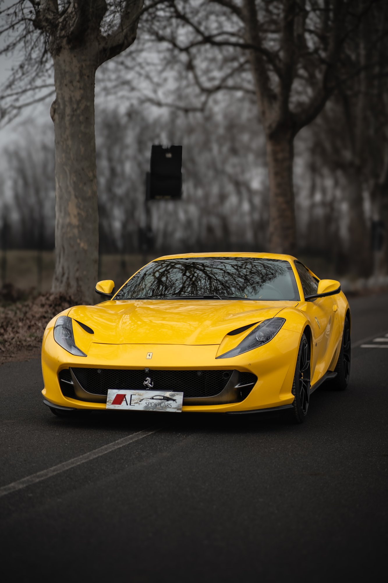Ferrari 812 Superfast - 8