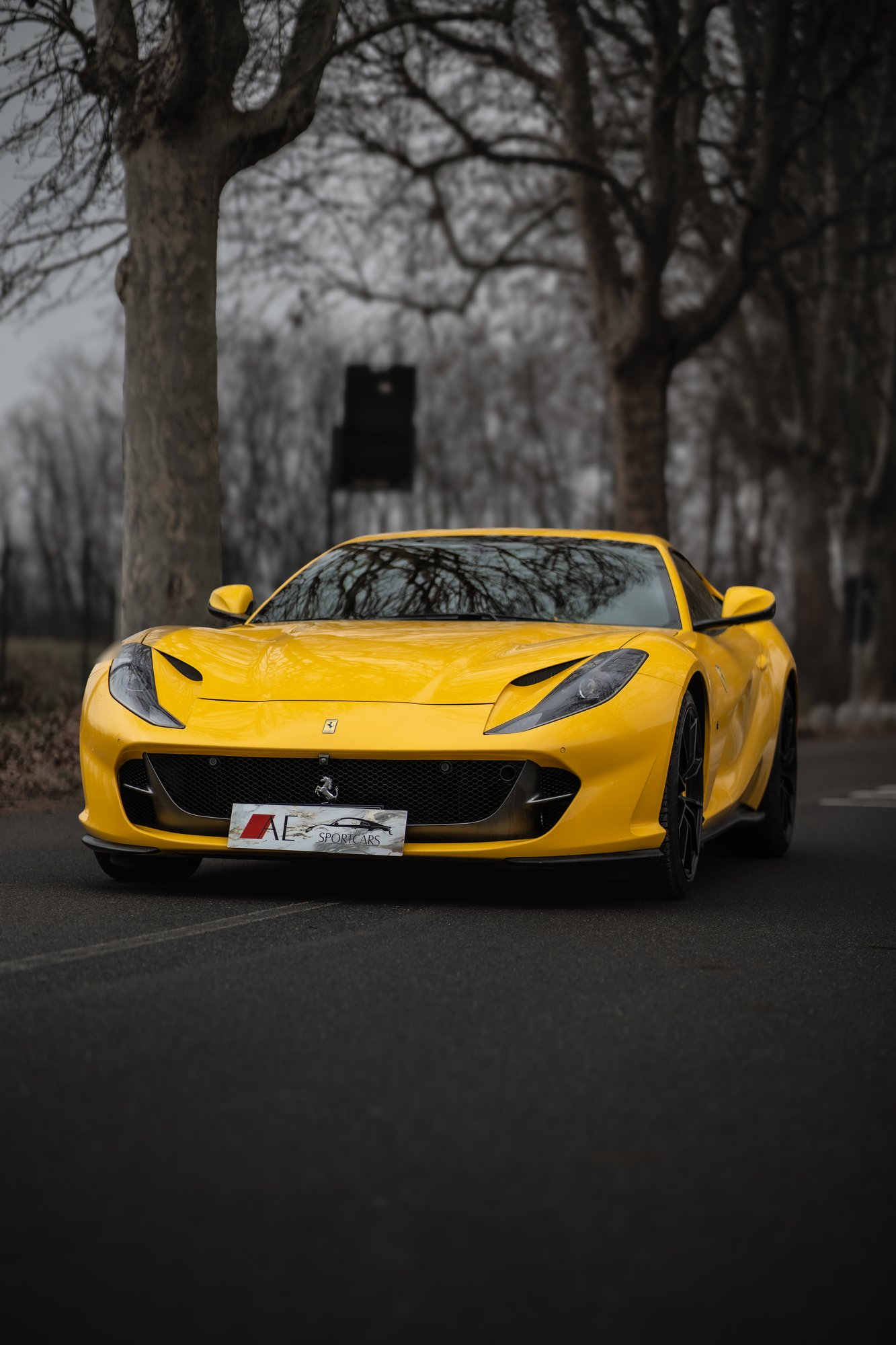 Ferrari 812 Superfast - 10