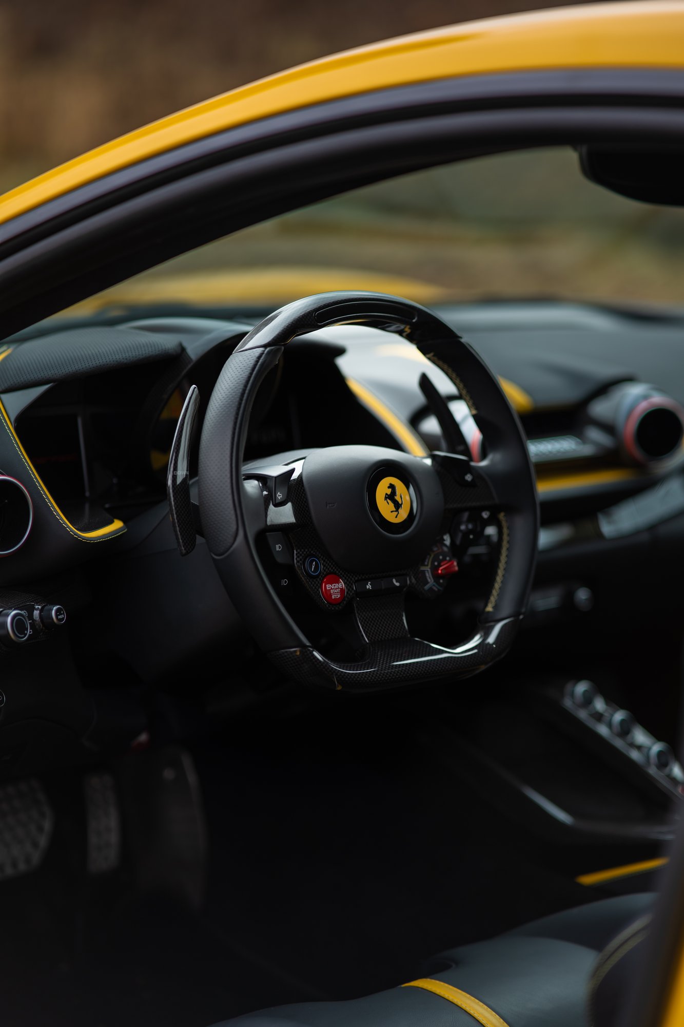 Ferrari 812 Superfast - 16