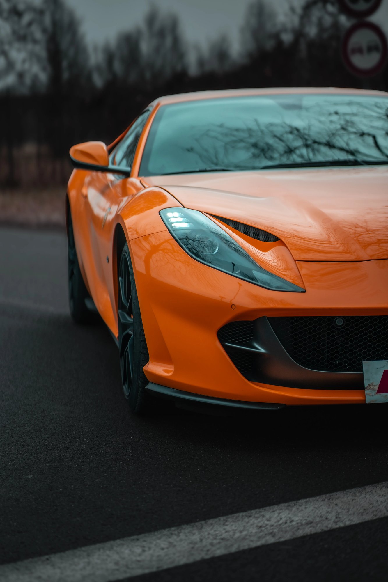 Ferrari 812 Superfast - 37