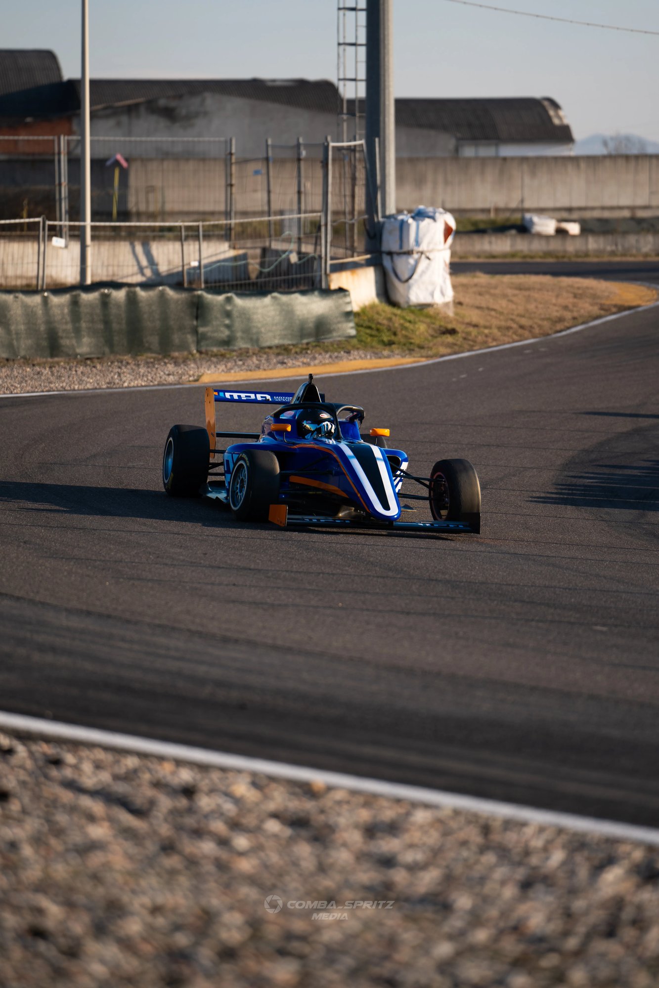 Formula 4 - Farfus - 27