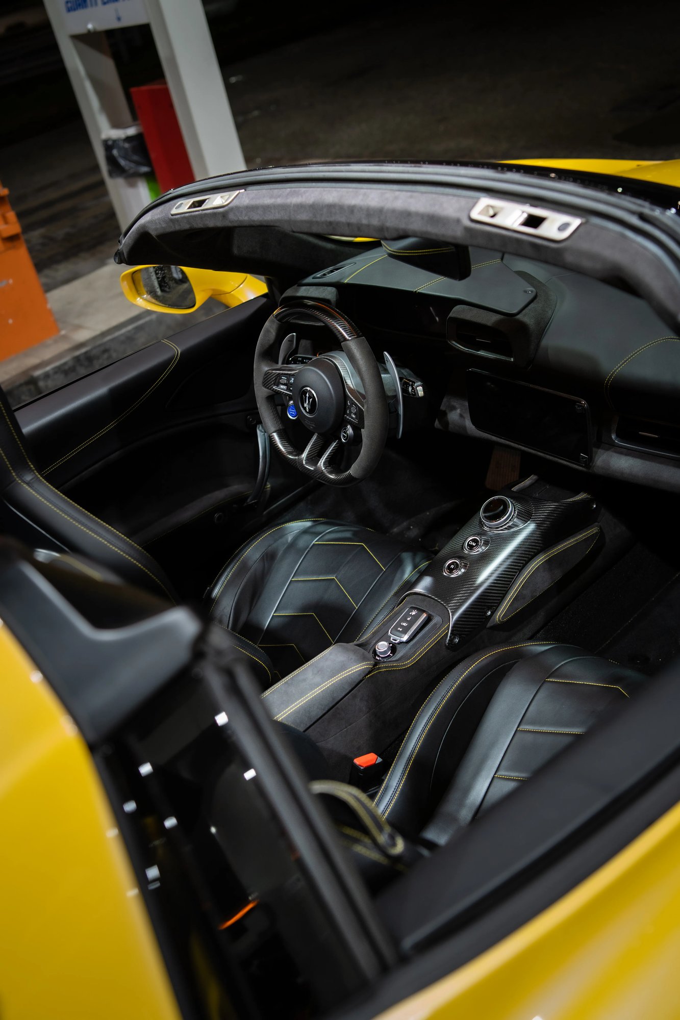 Maserati MC20 - 13