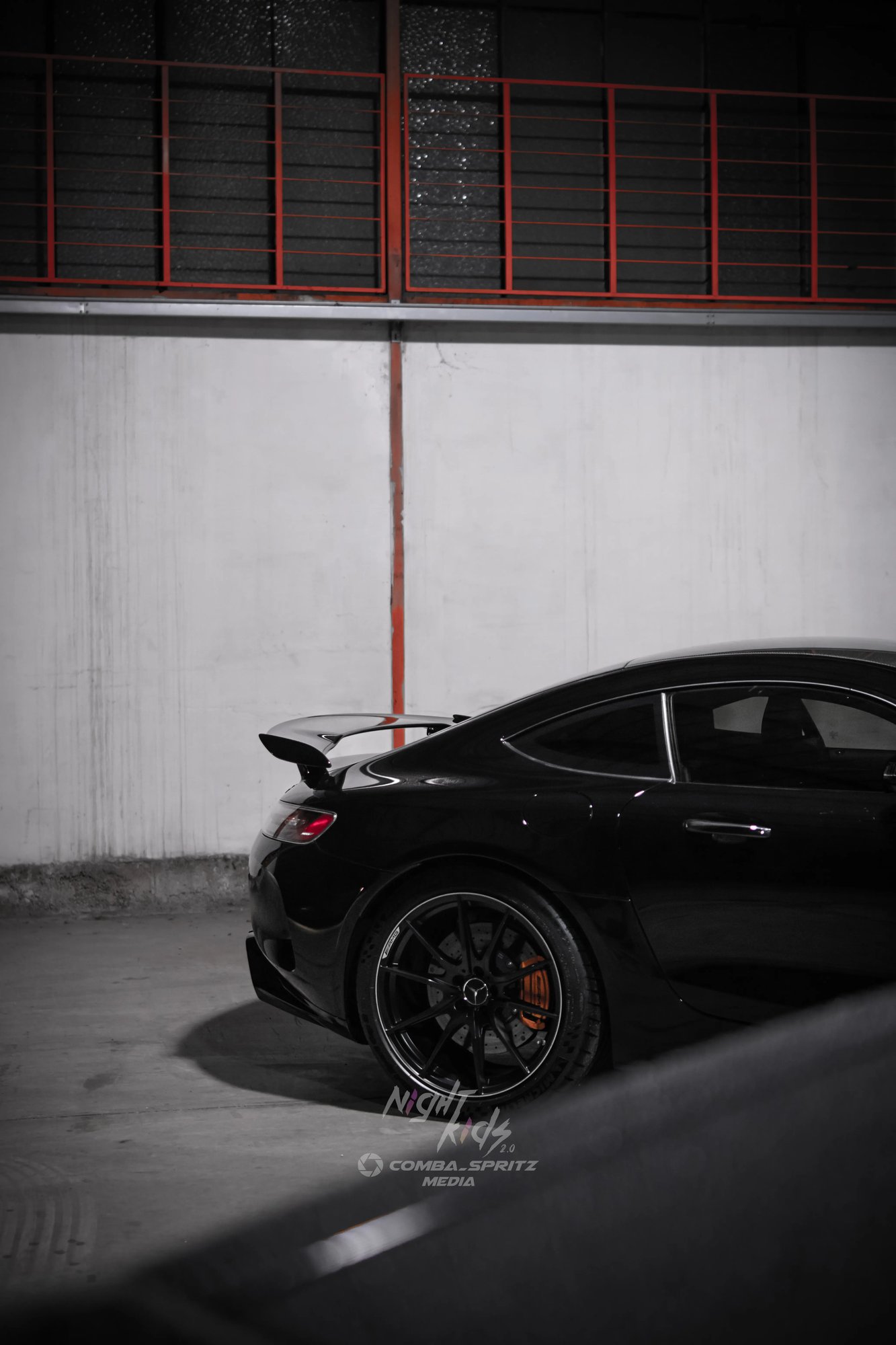 Mercedes AMG GTR - 83